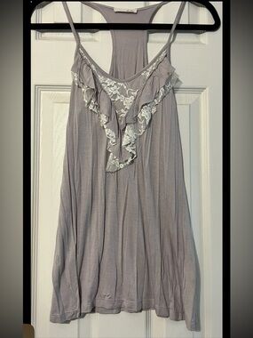 Lush Womens Size M Ruffle Lace-Trim V Neck Spagetti Straps Racerback Cami Tank